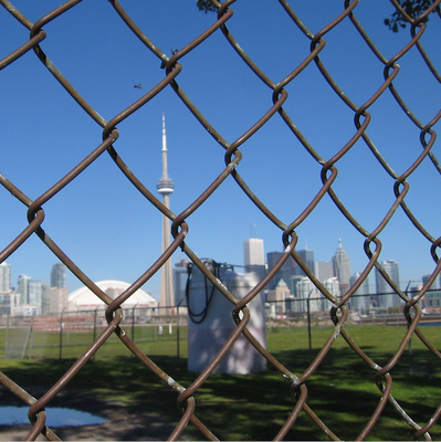 High Quality garden iron galvanized chain link fence, trellis for sale wire stock pvc chain link fencing