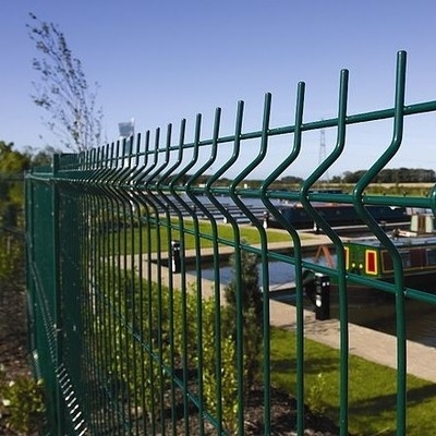 4.5mm High Security Curvy Steel Wire Mesh Fence PVC Coated Galvanized Steel Welded Fencing with 3 bending