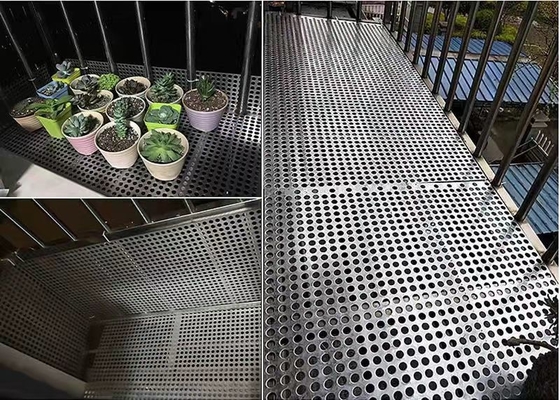 Diamond Decorative Expanded Metal Panels For Fencing PE PVC Coated