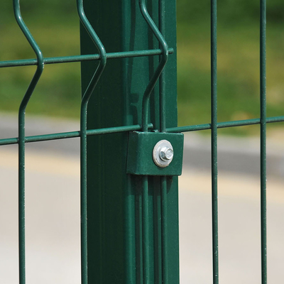 ISO9001 3d Curved Wire Mesh Fence 4ft Easily Assembly Rust Resistance