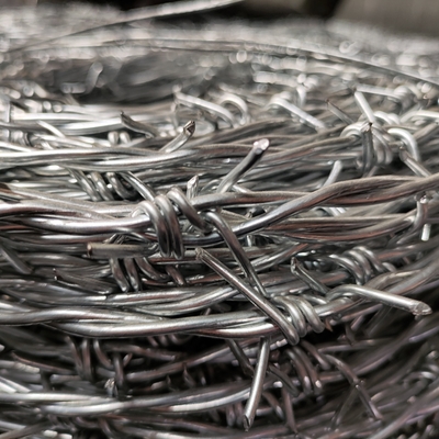 Heavy Coated Galvanized High Strength Reverse Twisted Barbed Wire Fence Wire