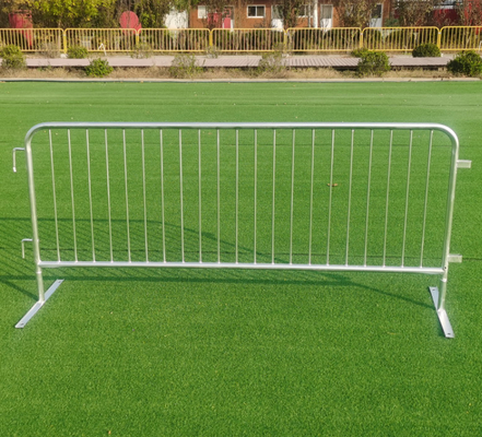 Customized   metal crowd control barrier / portable barricades / Temporary Fence